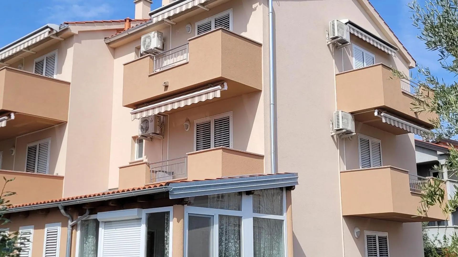 Apartments In Krk 克尔克