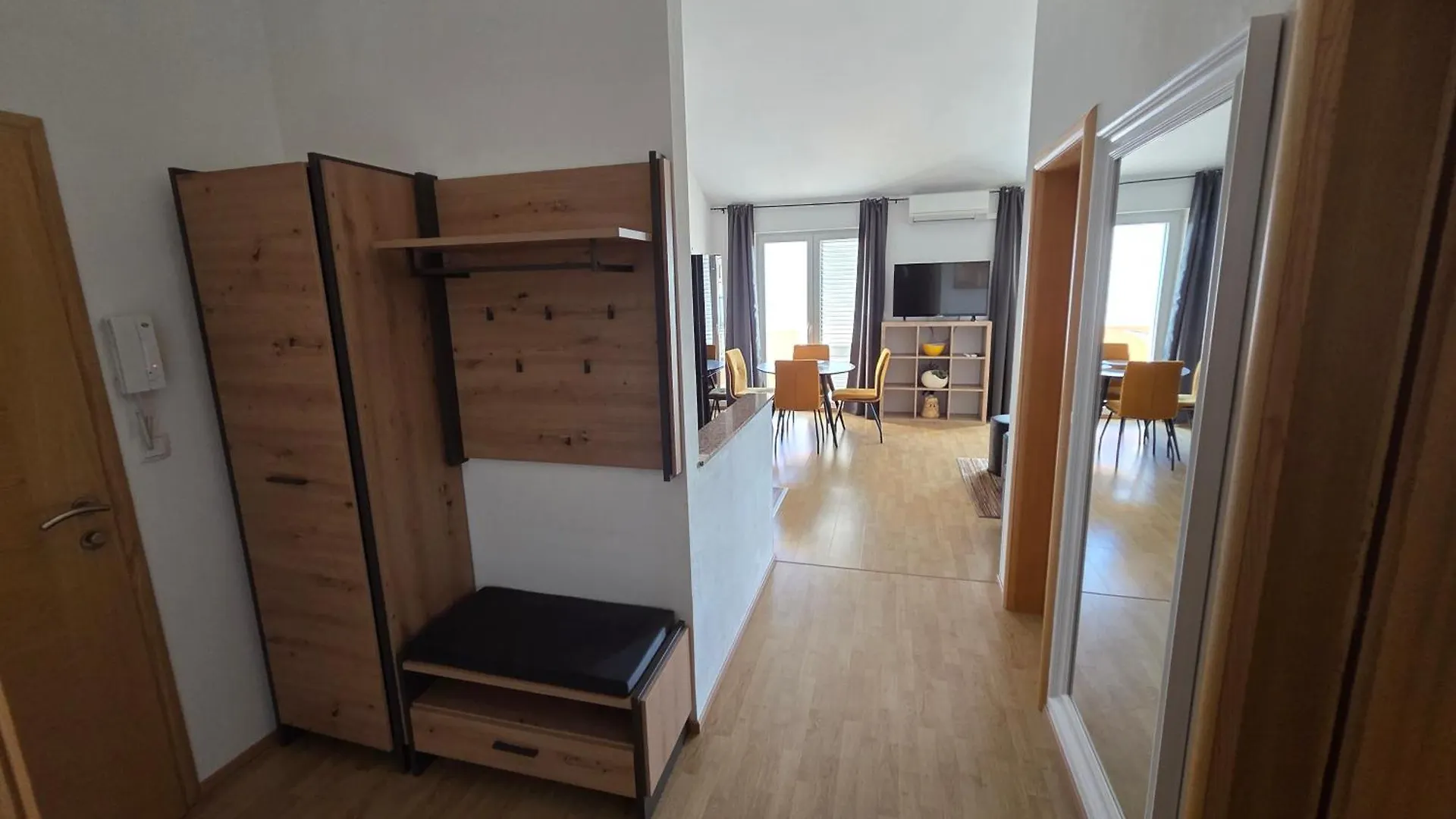 Apartments In Krk 克尔克
